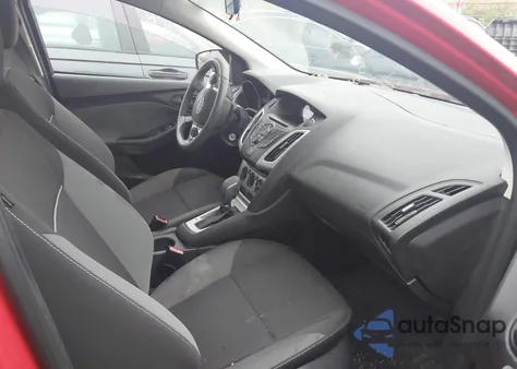 2012 Ford Focus Se z USA, uszkodzony, nr VIN 1FAHP3F25CL381605